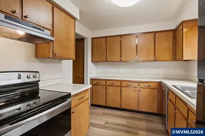 5122 Sunnyside Rd SE, Salem, OR 97306 - Photo 9