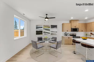 522 Spring Bl, Woodburn, OR 97071 - Photo 11
