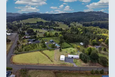 38008 Sodaville Cutoff Dr, Lebanon, OR 97355 - Photo 1