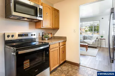 3040 D St NE, Salem, OR 97301 - Photo 19