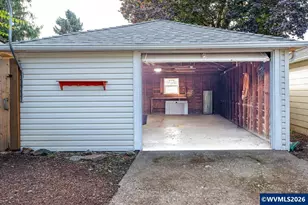 3040 D St NE, Salem, OR 97301 - Photo 39