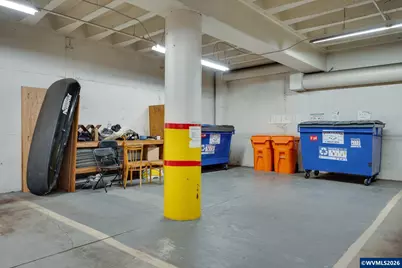 2021 SW Main #32 St, Portland, OR 97205 - Photo 27