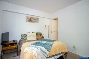 2021 SW Main St, Portland, OR 97205 - Photo 17