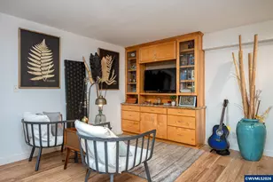 2021 SW Main St, Portland, OR 97205 - Photo 5