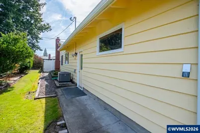 924 NW Grant Av, Corvallis, OR 97330 - Photo 7