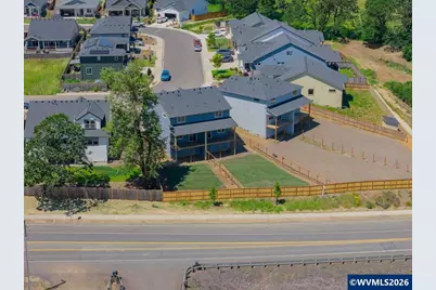 595-597 NE Evergreen Av, Dallas, OR 97338 - Photo 41