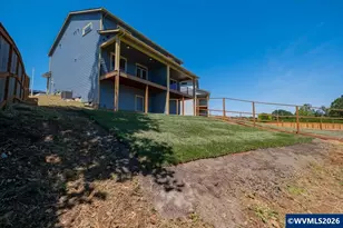 595-597 NE Evergreen Av, Dallas, OR 97338 - Photo 35