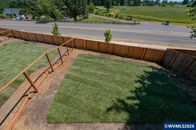 595-597 NE Evergreen Av, Dallas, OR 97338 - Photo 33