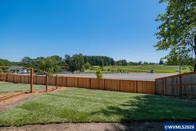 595-597 NE Evergreen Av, Dallas, OR 97338 - Photo 37