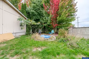 2151 Three Lakes Rd SE, Albany, OR 97322 - Photo 19