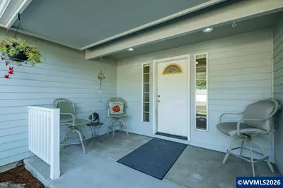 1049 29th Av, Sweet Home, OR 97386 - Photo 3