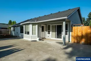 1049 29th Ave, Sweet Home, OR 97386 - Photo 31