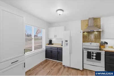 1154 S 2nd St, Lebanon, OR 97355 - Photo 7