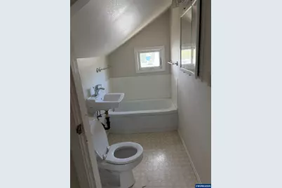 1050 Norway St NE, Salem, OR 97301 - Photo 17