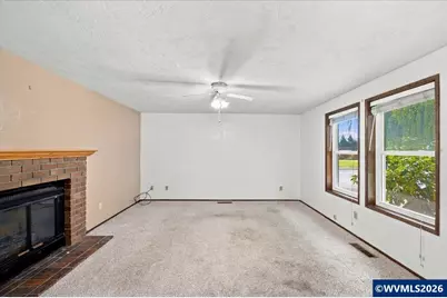 435 Angelee Ct, Lebanon, OR 97355 - Photo 11