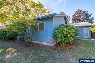 435 Angelee Ct, Lebanon, OR 97355 - Photo 45