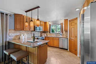 2130 NW 14th St, Corvallis, OR 97330 - Photo 3