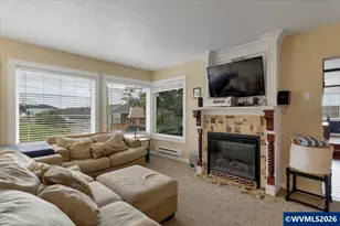 25 NE Clarke St, Depoe Bay, OR 97341 - Photo 9