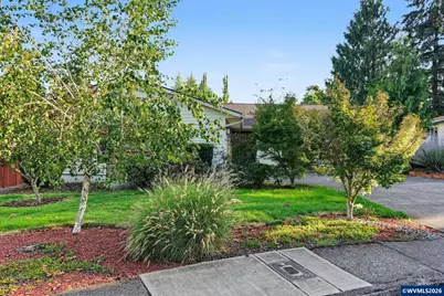 1012 Leona Ln S, Salem, OR 97302 - Photo 3