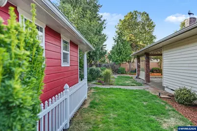1012 Leona Ln S, Salem, OR 97302 - Photo 33