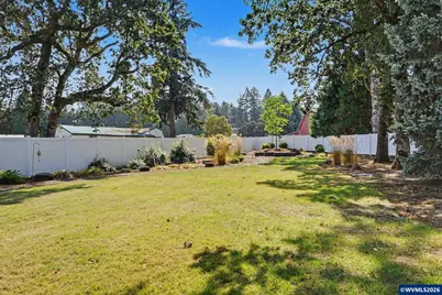6644 Rippling Brook Dr SE, Salem, OR 97317 - Photo 43