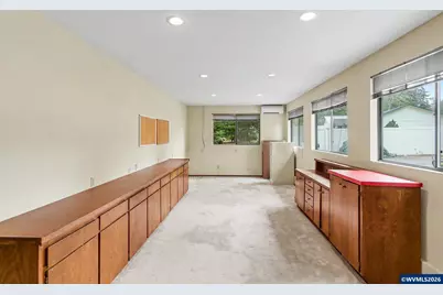 6644 Rippling Brook Dr SE, Salem, OR 97317 - Photo 17