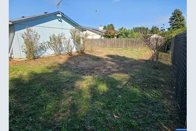1090 Sharon Lp SE, Salem, OR 97306 - Photo 17