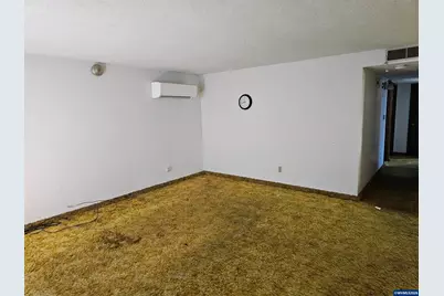 1090 Sharon Lp SE, Salem, OR 97306 - Photo 3