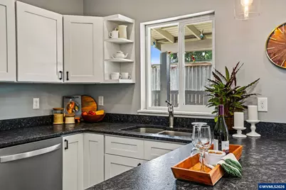 1004 36th Av SW, Albany, OR 97321 - Photo 17