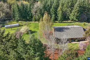 9400 SW Arrowwood Rd, McMinnville, OR 97128 - Photo 3