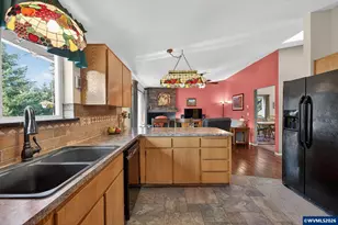 9400 SW Arrowwood Rd, McMinnville, OR 97128 - Photo 15