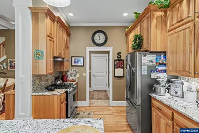2727 Old Farm Av NW, Salem, OR 97304 - Photo 17