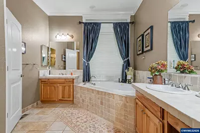 2727 Old Farm Av NW, Salem, OR 97304 - Photo 25