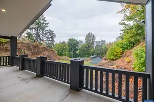 33005 Berlin Rd, Lebanon, OR 97355 - Photo 7