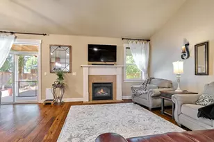 725 Thyme Lp, Silverton, OR 97381 - Photo 9
