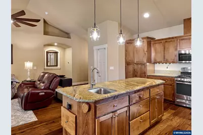 725 Thyme Lp, Silverton, OR 97381 - Photo 17