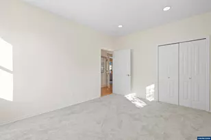 3126 NW Buttercup Dr, Corvallis, OR 97330 - Photo 25