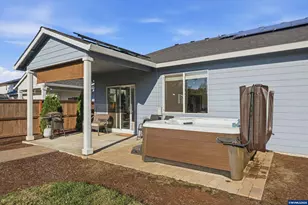 329 S 7th St, Carlton, OR 97111 - Photo 29