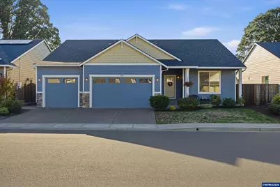 329 S 7th St, Carlton, OR 97111 - Photo 3