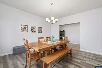 329 S 7th St, Carlton, OR 97111 - Photo 11
