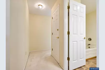 2015 Camellia Wy, Woodburn, OR 97071 - Photo 23