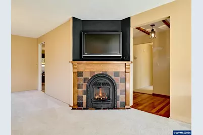 2015 Camellia Wy, Woodburn, OR 97071 - Photo 7