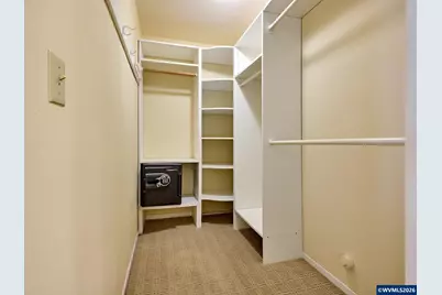 2015 Camellia Wy, Woodburn, OR 97071 - Photo 19
