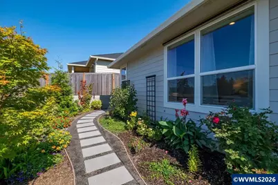 525 NW Crater Lake Dr, Dallas, OR 97338 - Photo 45
