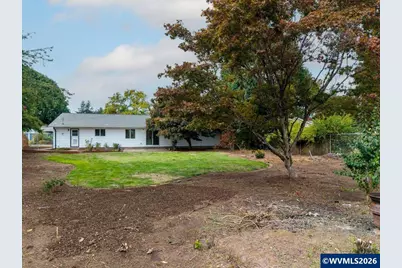 1221 Cloverdale Dr NE, Albany, OR 97321 - Photo 9