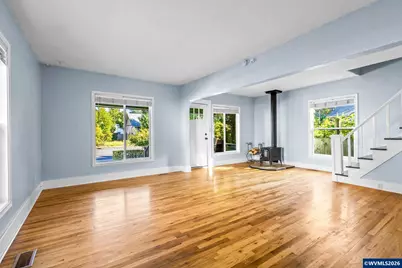 955 17th St NE, Salem, OR 97301 - Photo 9