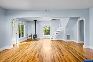 955 17th St NE, Salem, OR 97301 - Photo 7