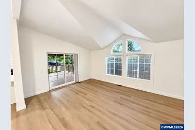 9312 N Polk Av, Portland, OR 97203 - Photo 15