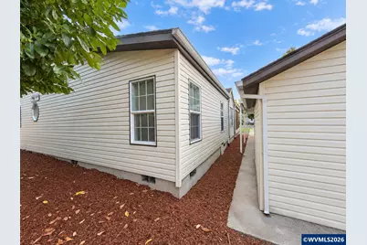9312 N Polk Av, Portland, OR 97203 - Photo 7