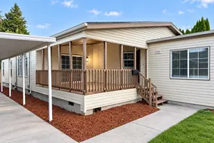 9312 N Polk Ave, Portland, OR 97203 - Photo 3